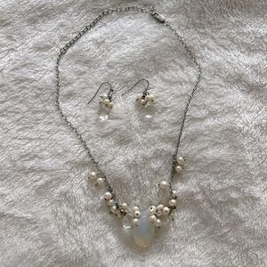Pearl & glass beaded necklace